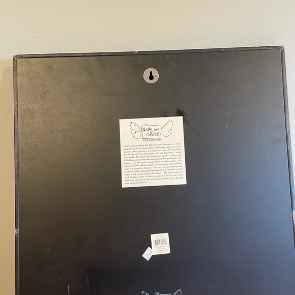 Wall frame - Picture 2 of 2